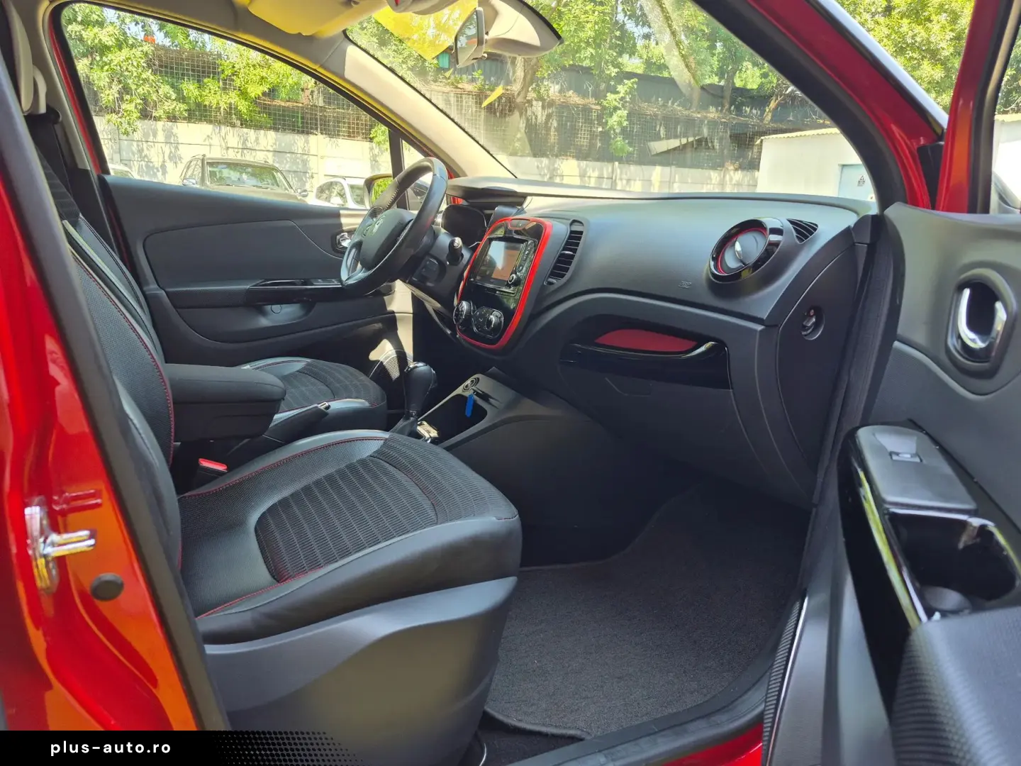 Renault Capture Helly Hansen Posibilitate Rate