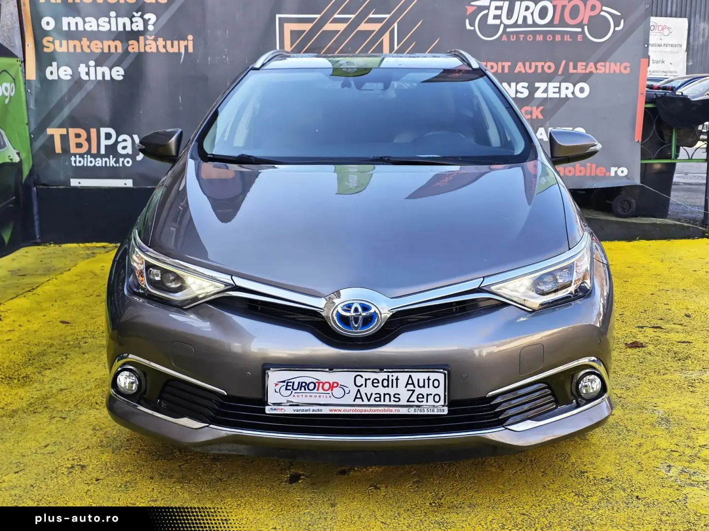 Toyota Auris Touring Sports Hybrid Lounge Rate