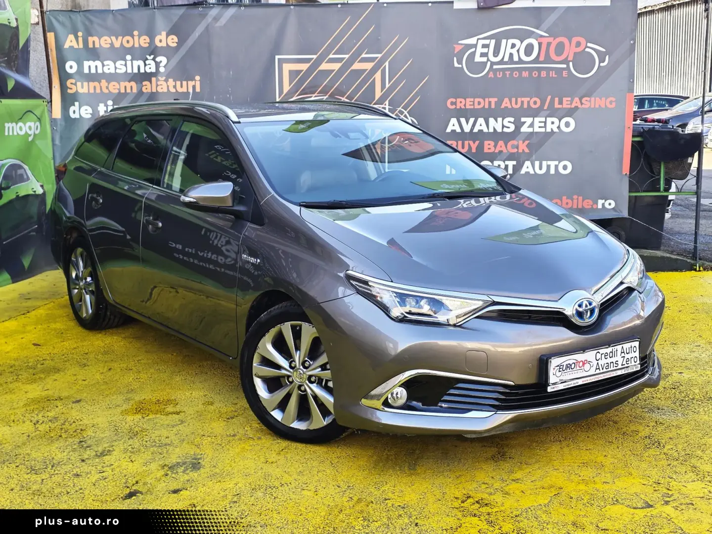 Toyota Auris Touring Sports Hybrid Lounge Rate