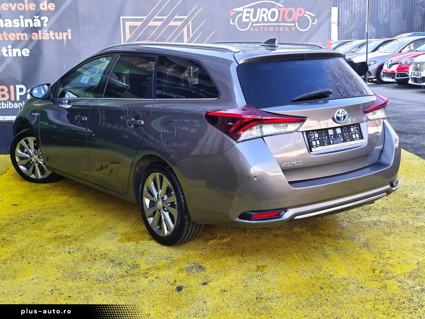 Toyota Auris Touring Sports Hybrid Lounge Rate
