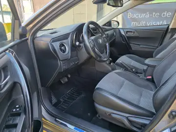 Toyota Auris Touring Sports Hybrid Lounge Rate