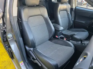 Toyota Auris Touring Sports Hybrid Lounge Rate