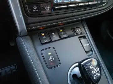 Toyota Auris Touring Sports Hybrid Lounge Rate