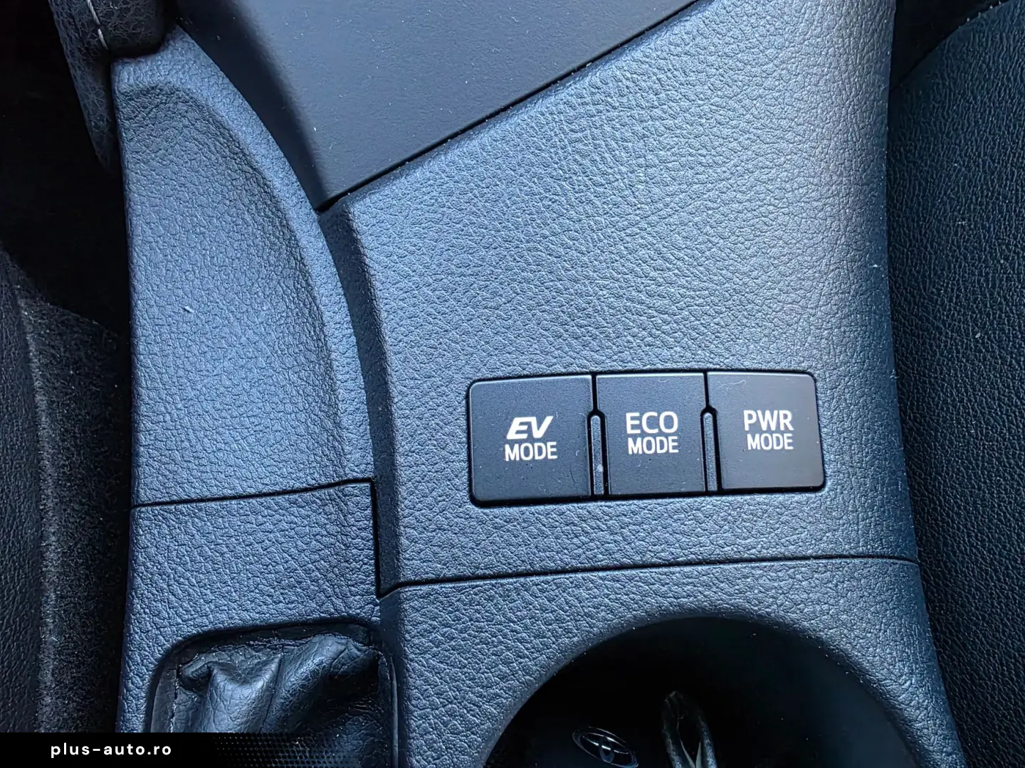 Toyota Auris Touring Sports Hybrid Lounge Rate