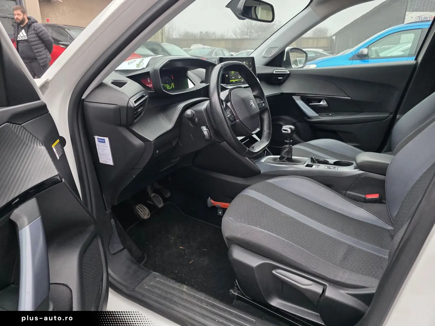 Peugeot 2008 1.2 PureTech Turbo S&S Allure