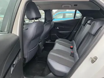 Peugeot 2008 1.2 PureTech Turbo S&S Allure