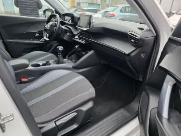 Peugeot 2008 1.2 PureTech Turbo S&S Allure