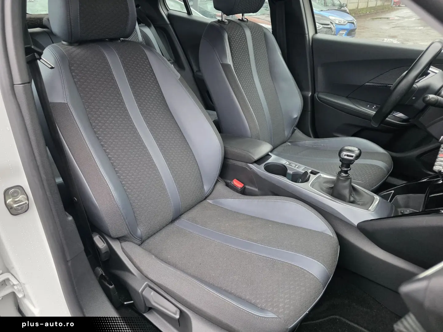 Peugeot 2008 1.2 PureTech Turbo S&S Allure