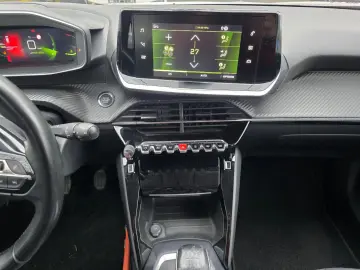 Peugeot 2008 1.2 PureTech Turbo S&S Allure