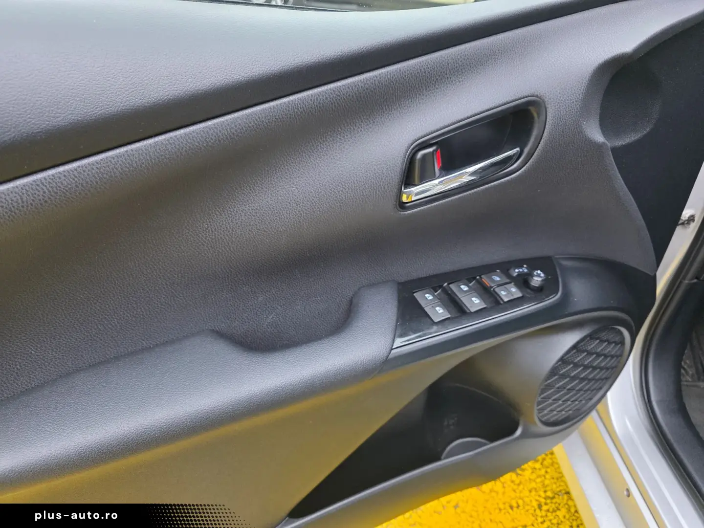 Toyota Prius 1.8 Lounge Buy Back Rate