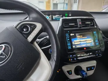 Toyota Prius 1.8 Lounge Buy Back Rate