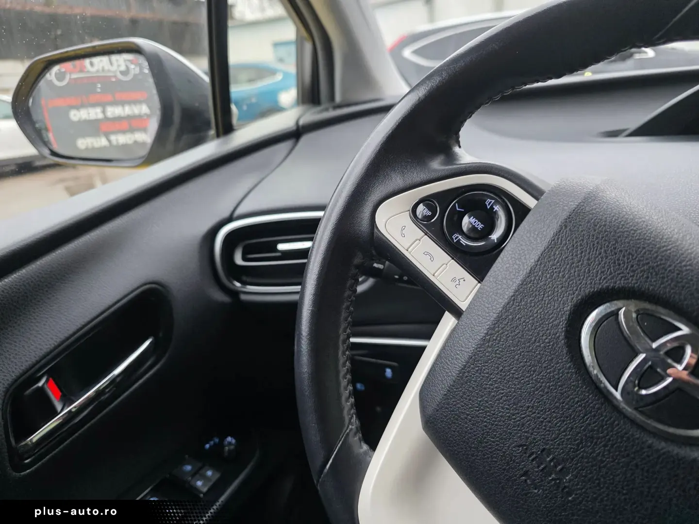 Toyota Prius 1.8 Lounge Buy Back Rate