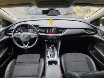 Opel Insignia Grand Sport  Posibilitate Rate
