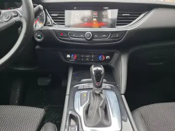 Opel Insignia Grand Sport  Posibilitate Rate