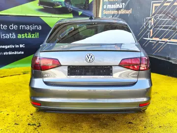 Volkswagen Jetta 1.4 DSG Highline Hybrid Automată