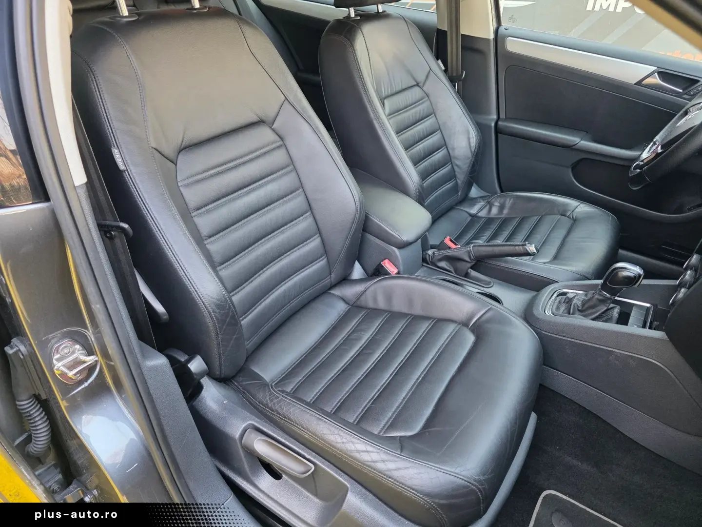 Volkswagen Jetta 1.4 DSG Highline Hybrid Automată