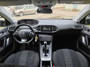 Peugeot 308 1.2 PureTech Allure Rate