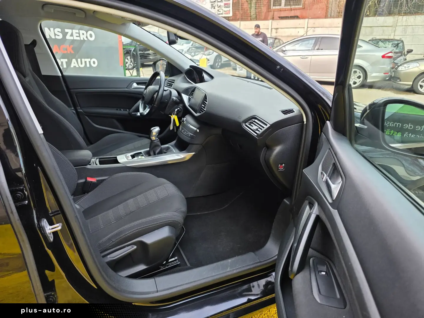 Peugeot 308 1.2 PureTech Allure Rate