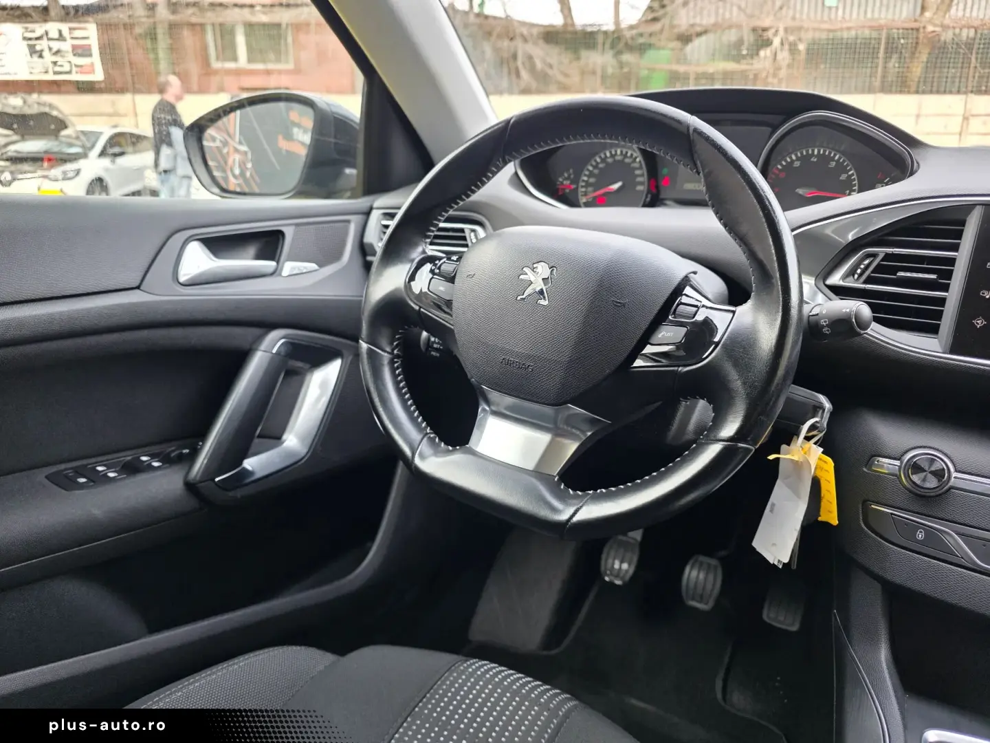Peugeot 308 1.2 PureTech Allure Rate