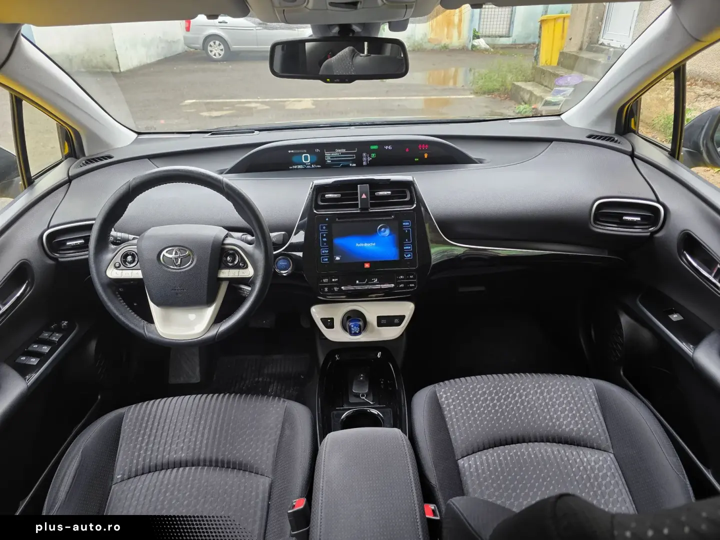 Toyota Prius 1.8 Lounge Posibilitate Rate