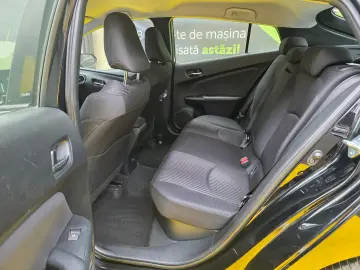 Toyota Prius 1.8 Lounge Posibilitate Rate