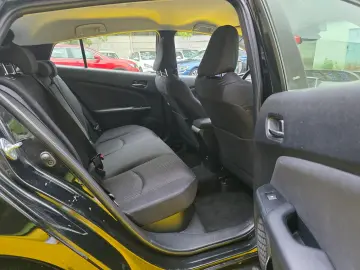 Toyota Prius 1.8 Lounge Posibilitate Rate