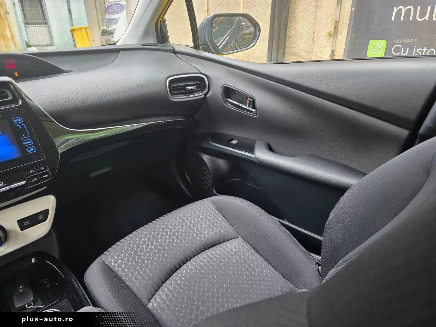 Toyota Prius 1.8 Lounge Posibilitate Rate