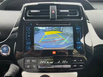 Toyota Prius 1.8 Lounge Posibilitate Rate