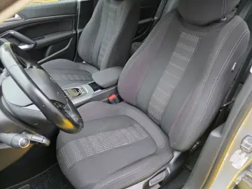 Peugeot 308 2.0 BlueHDi Allure Automată Posibilitate Rate