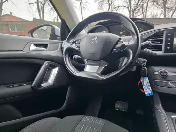 Peugeot 308 2.0 BlueHDi Allure Automată Posibilitate Rate