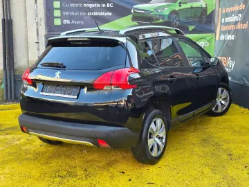 Peugeot 2008 Allure BlueHDi 100 S&S