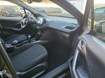 Peugeot 2008 Allure BlueHDi 100 S&S