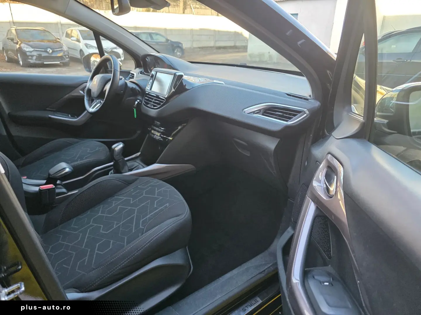 Peugeot 2008 Allure BlueHDi 100 S&S