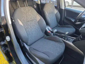 Peugeot 2008 Allure BlueHDi 100 S&S