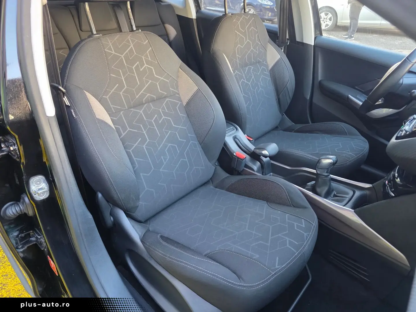 Peugeot 2008 Allure BlueHDi 100 S&S