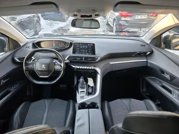 Peugeot 3008 1.2 PureTech 130 EAT8 Allure Business