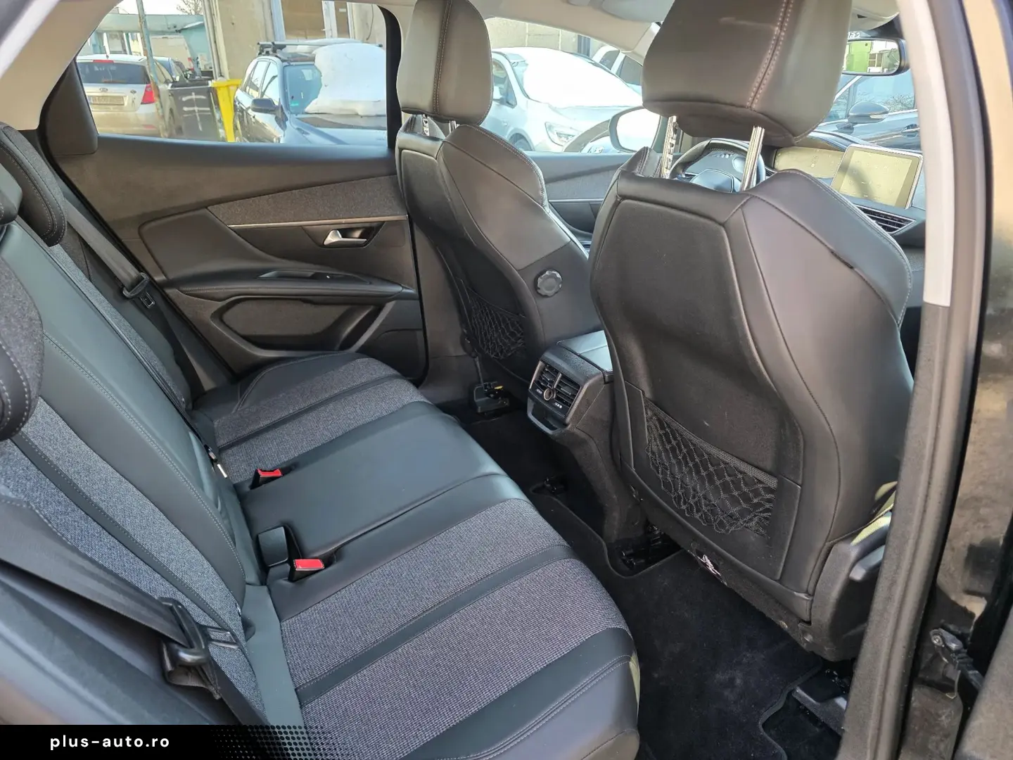 Peugeot 3008 1.2 PureTech 130 EAT8 Allure Business