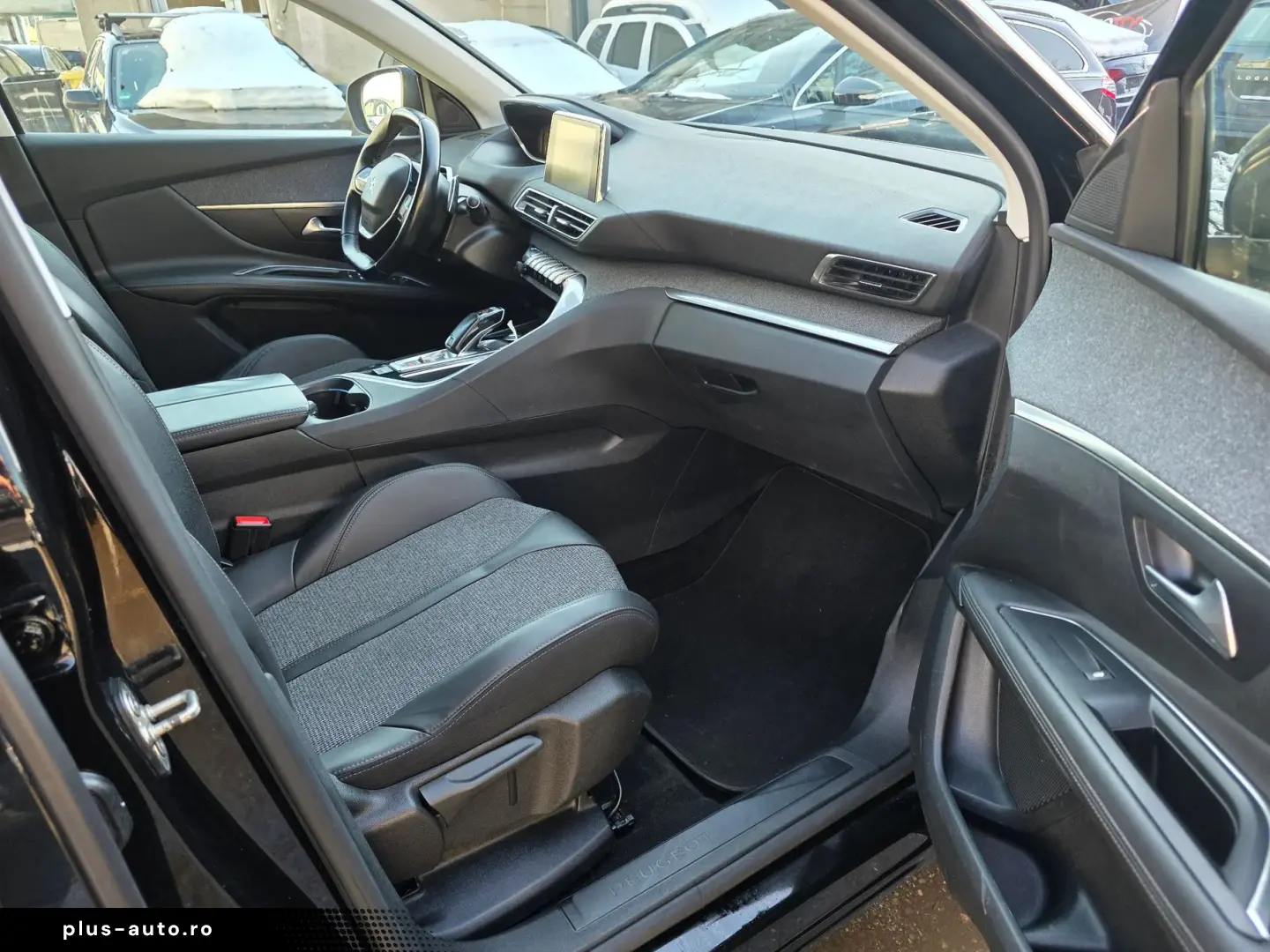 Peugeot 3008 1.2 PureTech 130 EAT8 Allure Business