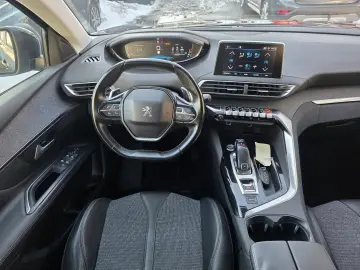 Peugeot 3008 1.2 PureTech 130 EAT8 Allure Business