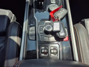 Peugeot 508 2.0 HDi FAP BMP Hybrid4 Posibilitate Rate