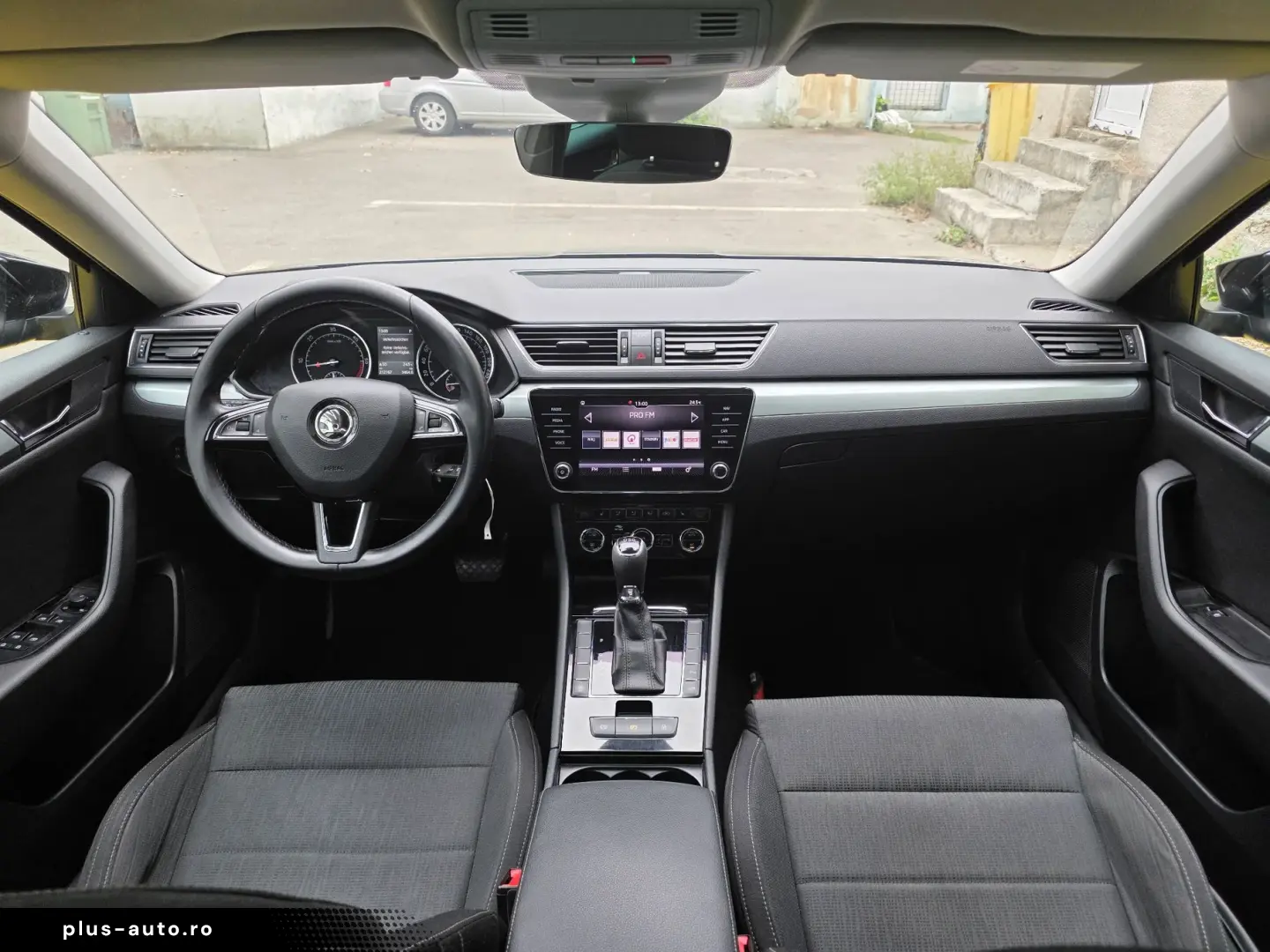 Skoda Superb 1.6 TDI DSG Style Posibilitate Rate