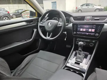 Skoda Superb 1.6 TDI DSG Style Posibilitate Rate