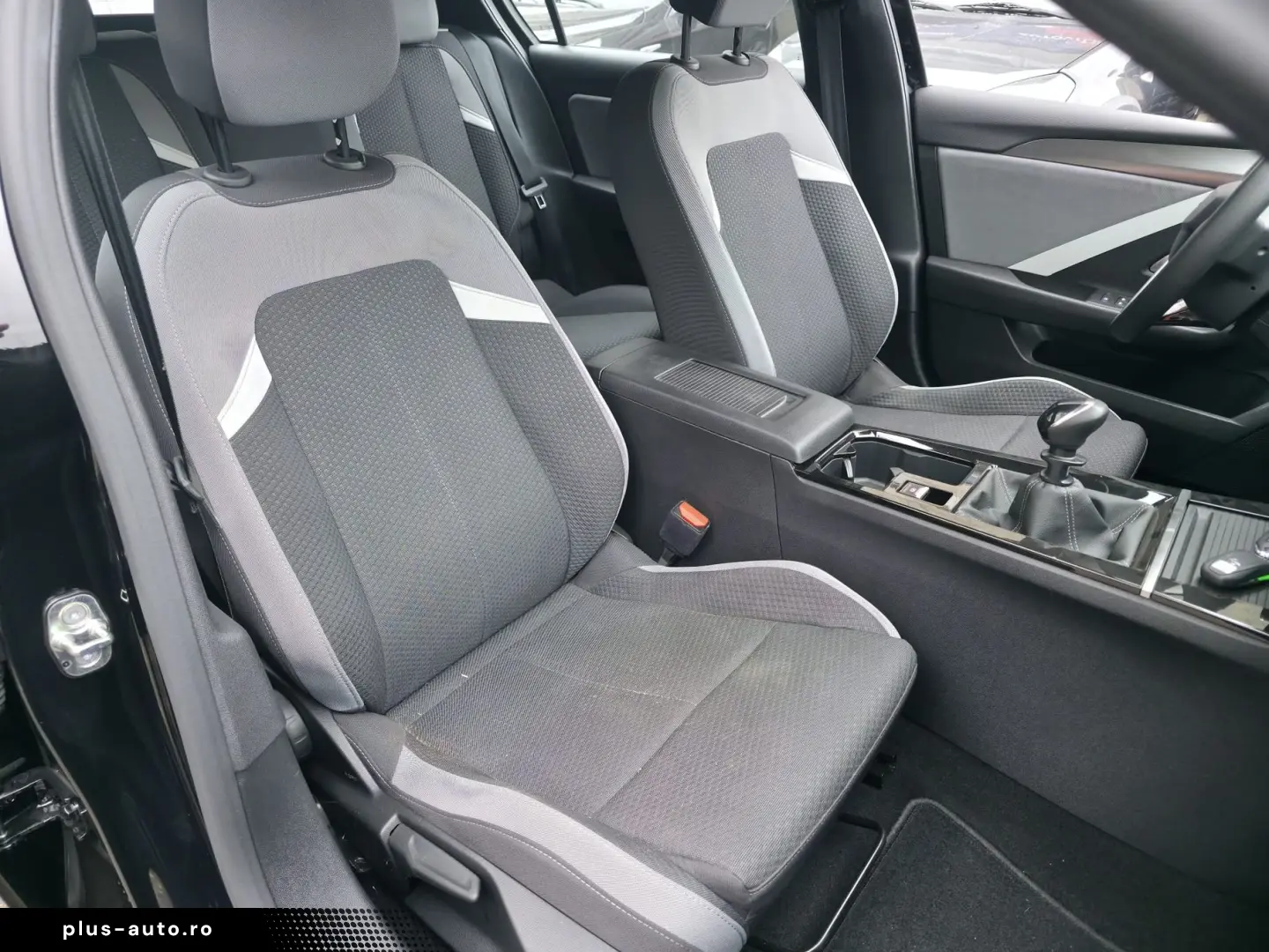 Opel astra 1.2 turbo full led tva deductibil