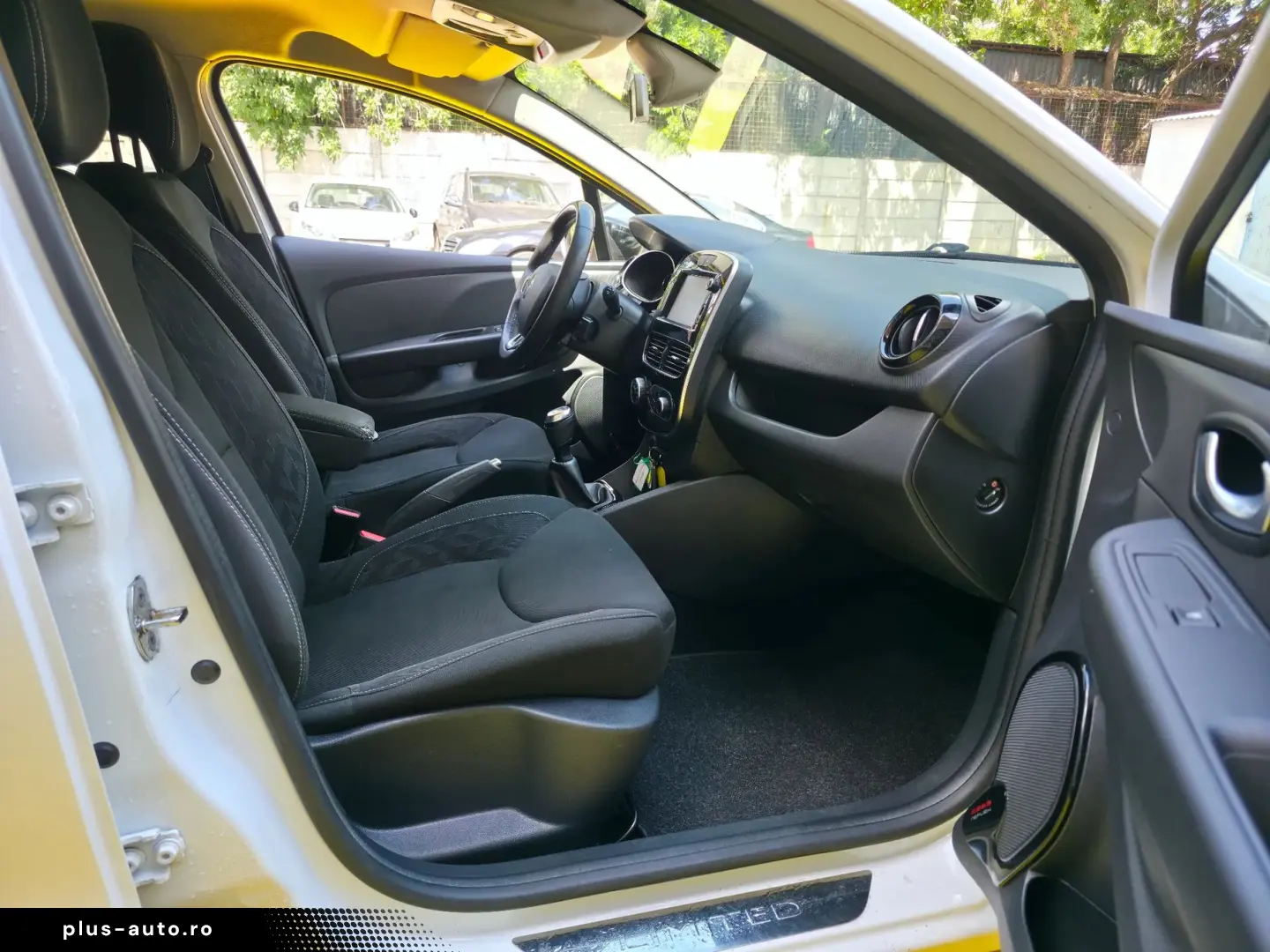 Renault Clio 0.9 TCe Intens Posibilitate Rate