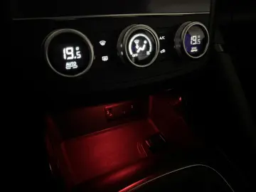 Renault Kadjar Facelift – 1.33 TCE - 360 - Camera