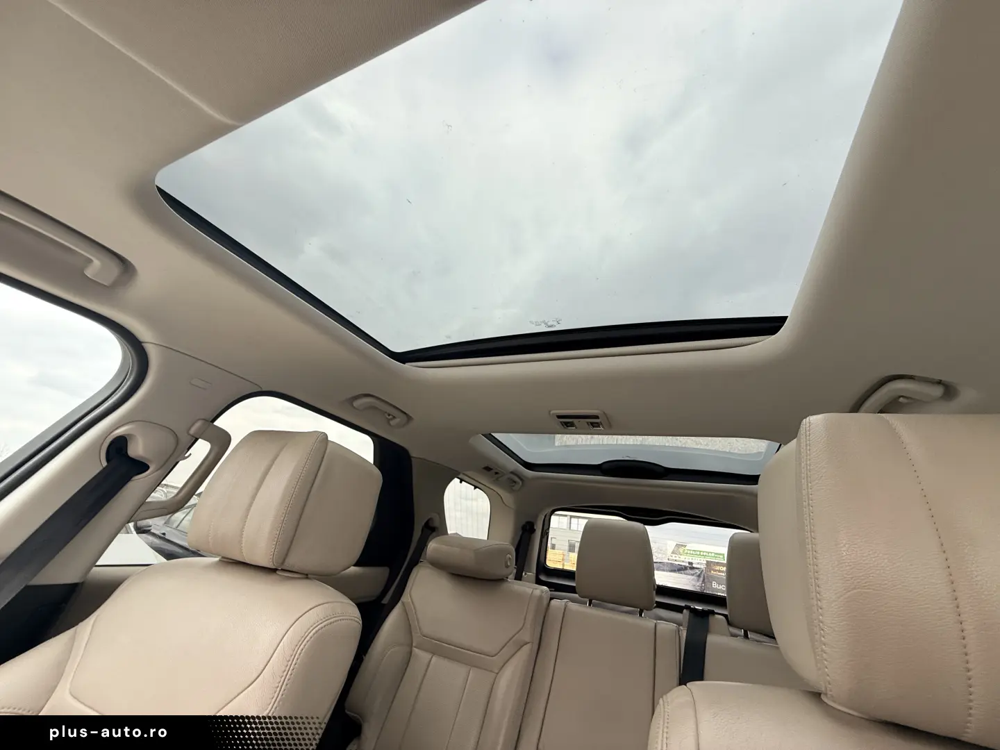 R-design  HSE   7 locuri  Limited edition