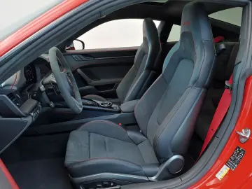 PORSCHE 911 Carrera 4 GTS T-Hybrid