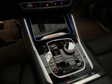 BMW X6 xDrive 40d M SPORT PRO LED AHK PANO-DA H&K