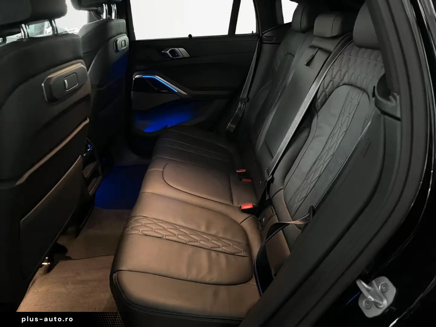 BMW X6 xDrive 30d M SPORT PRO LED AHK PANO-DA H&K