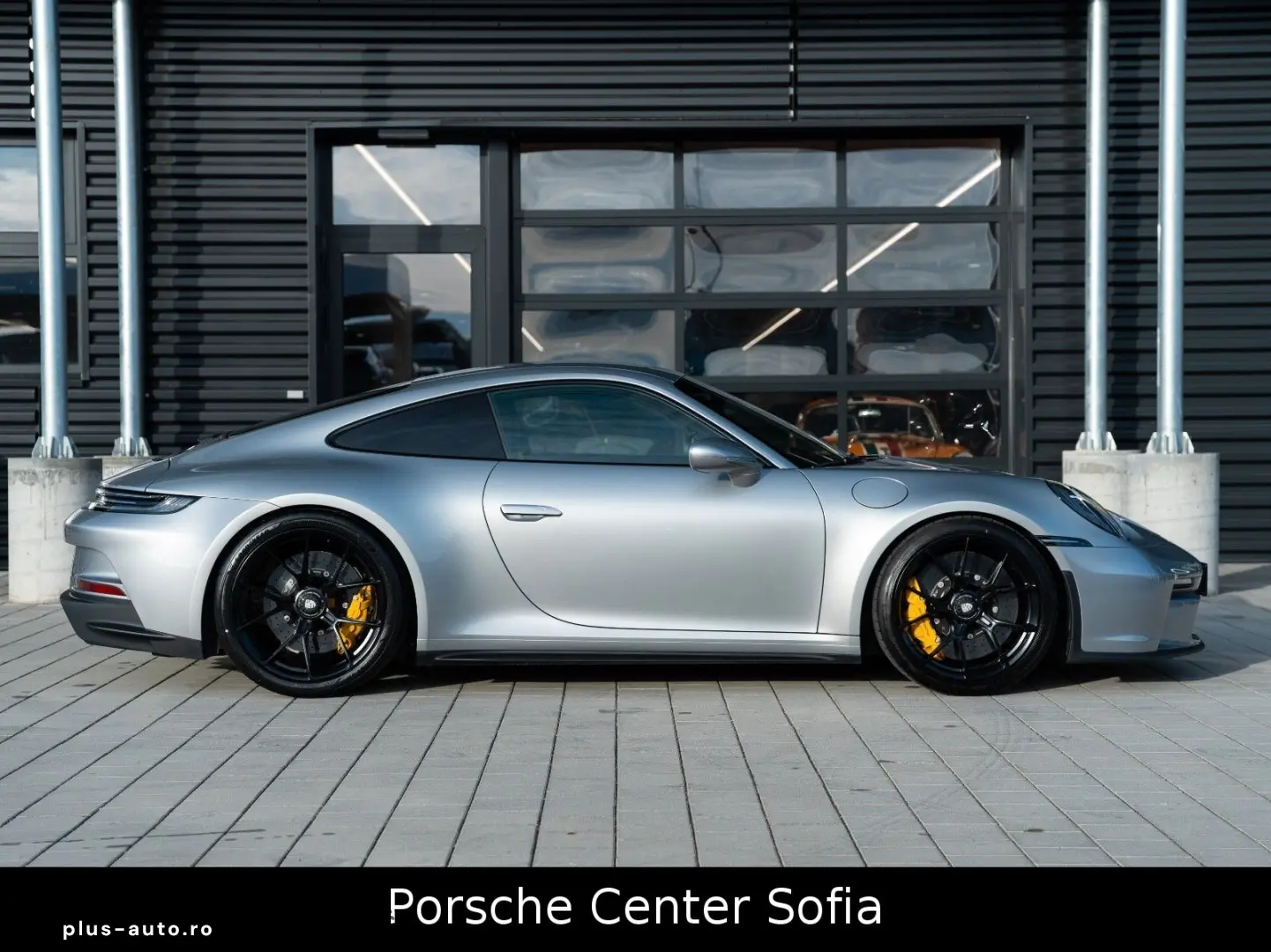 PORSCHE 911 GT3 Touring Paket